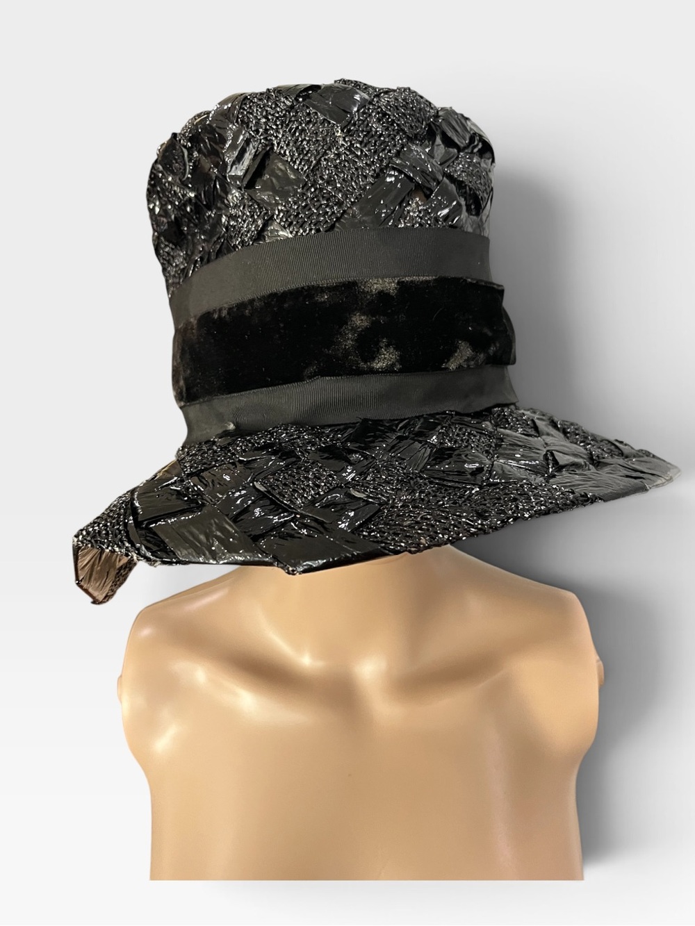 VTG 1960s Mr Arnold Jr Black Cellophane Straw Cloche Bucket Hat Velvet Mod
